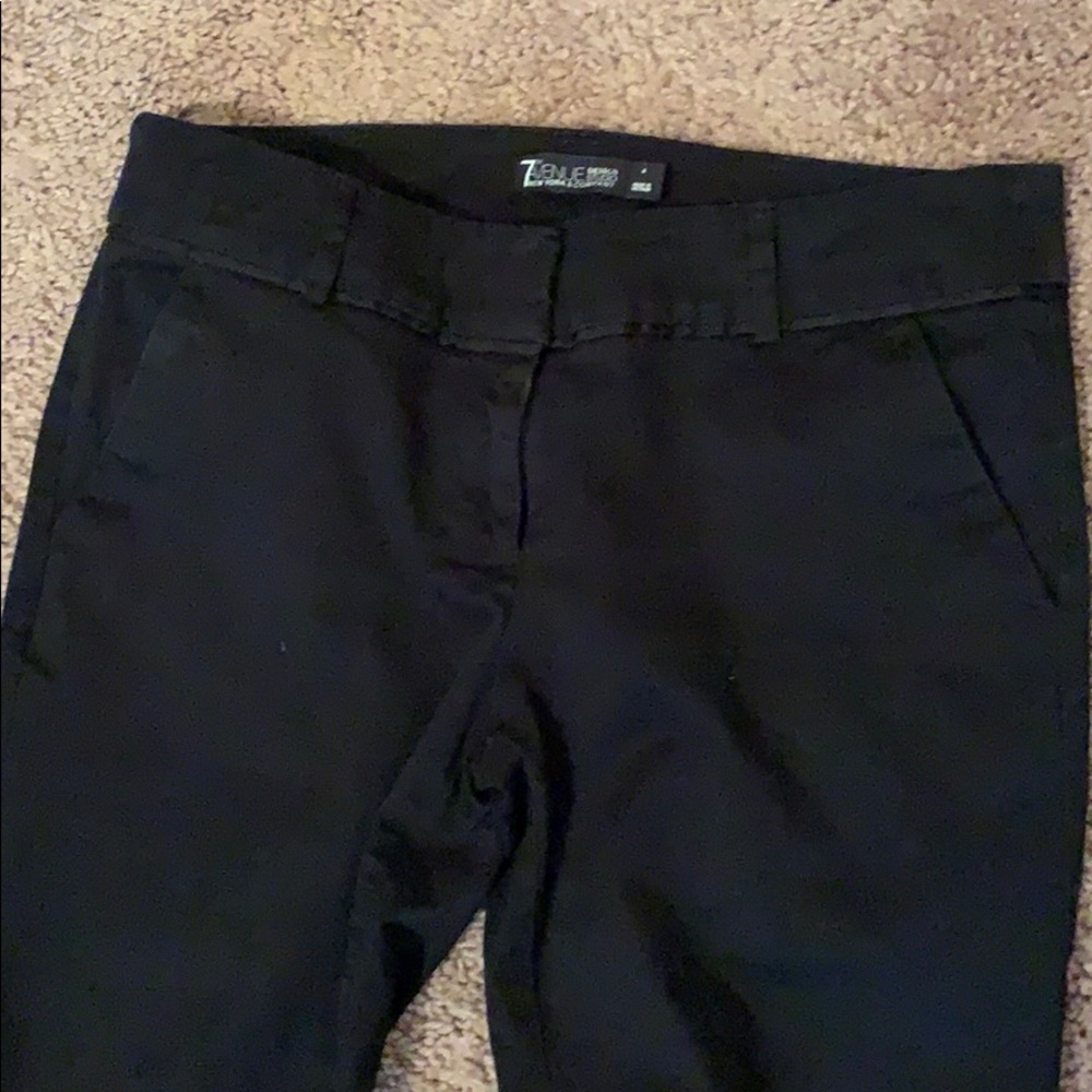 Capris - Picture 4 of 6